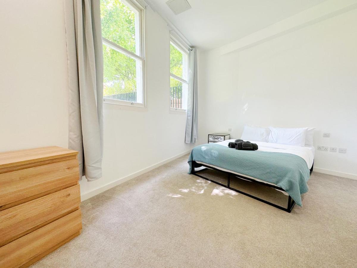 Portobello Dock Canalside Apartment London Luaran gambar